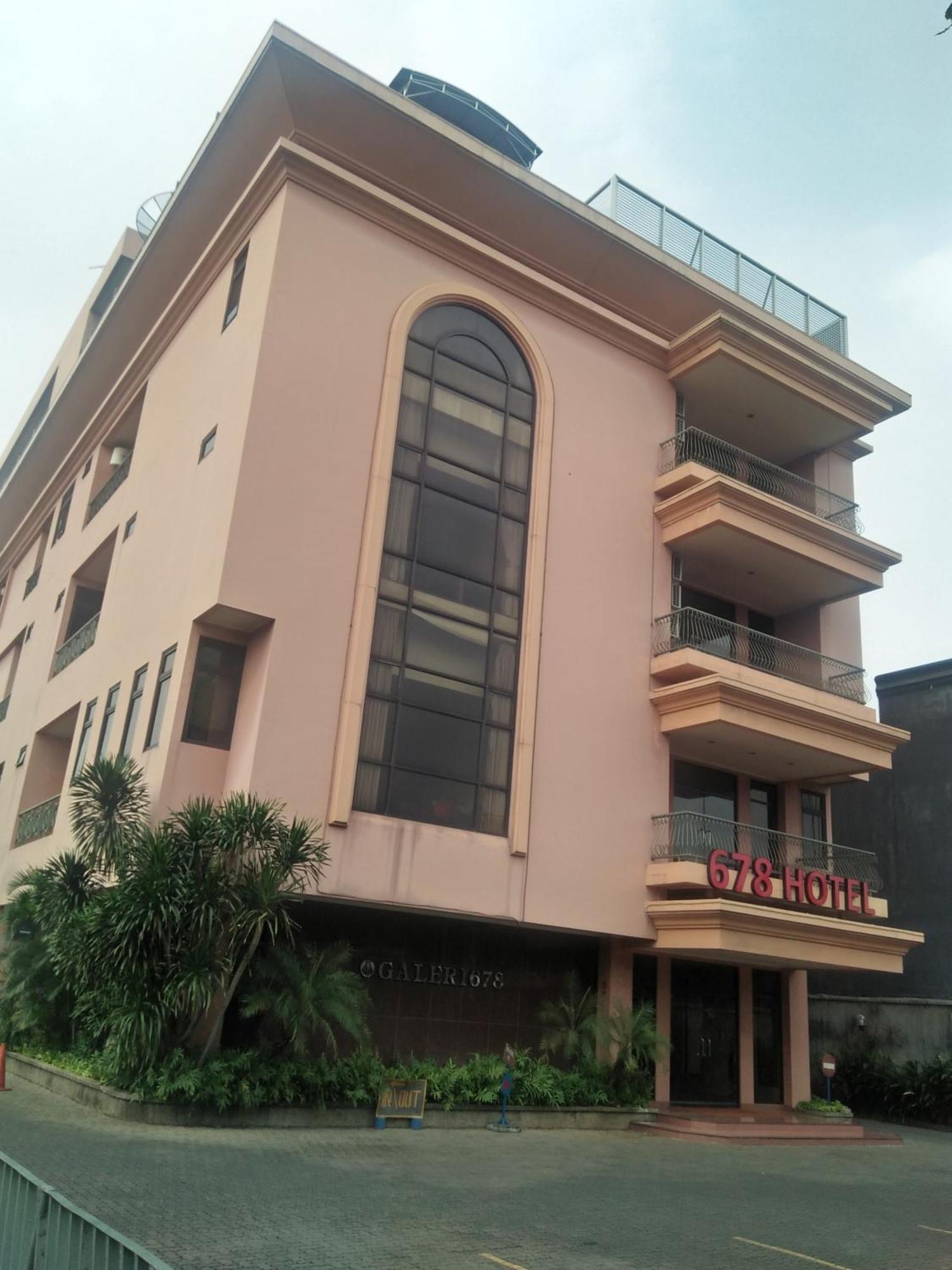 Hotel 678 Kemang Powered By Cocotel Jakarta Buitenkant foto