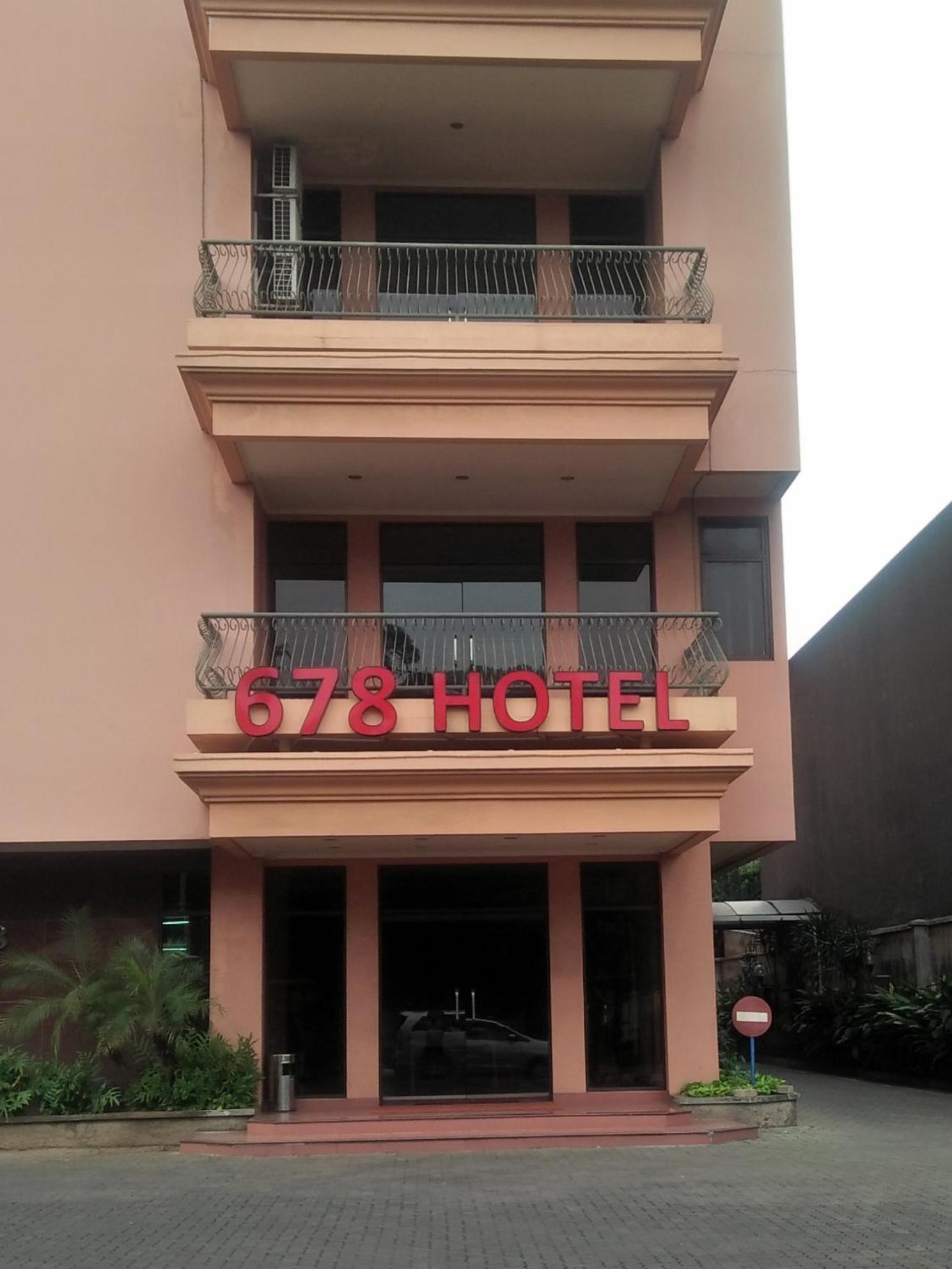 Hotel 678 Kemang Powered By Cocotel Jakarta Buitenkant foto